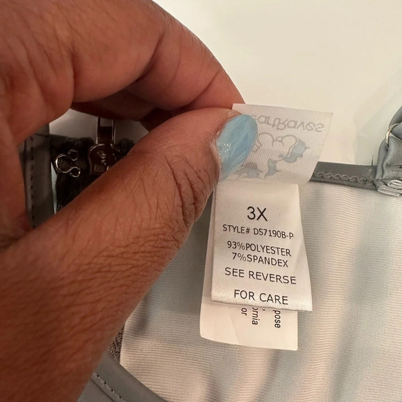 IHeart Raves Futuristic Reflective Cropped Corset Top, - Picture 3 of 6